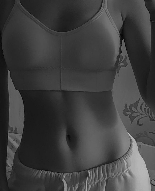 Девушка фигура без лица