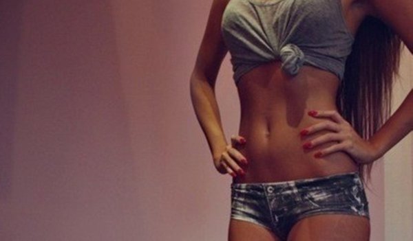 Девушка фигура без лица