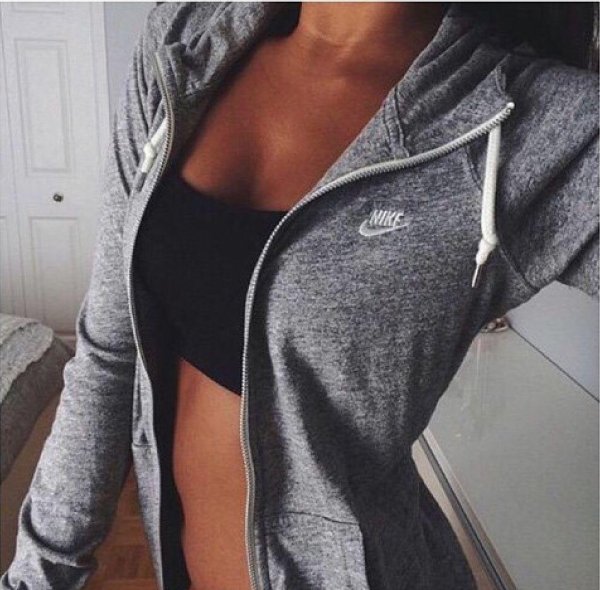 Девушка фигура без лица