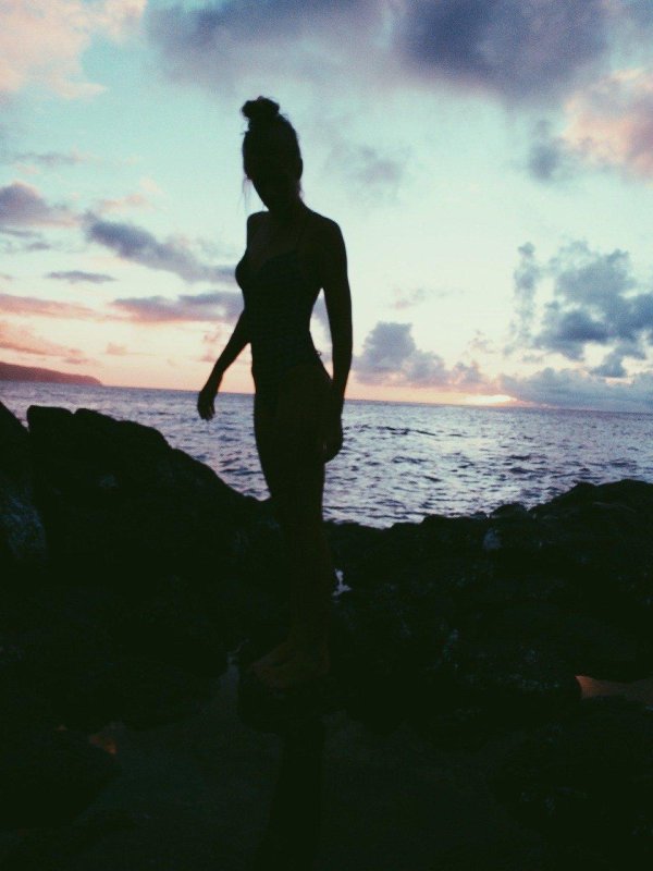 Девушка фигура без лица