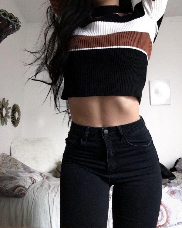 Девушка фигура без лица