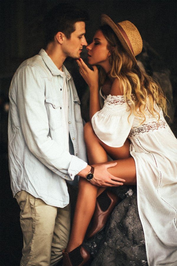 Девушка и парень