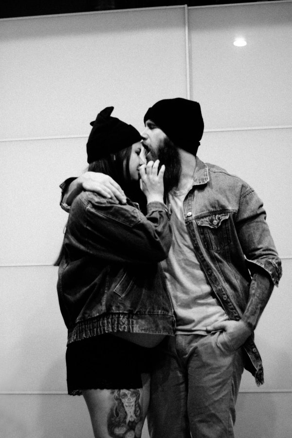 Девушка и парень