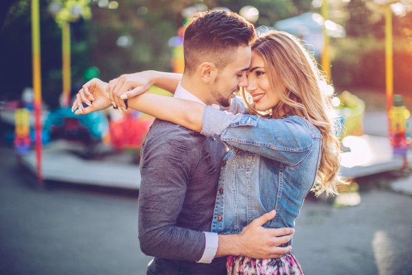 Девушка и парень