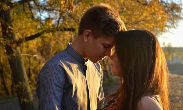 Девушка и парень