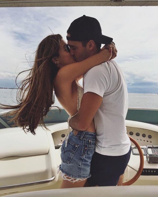 Девушка и парень