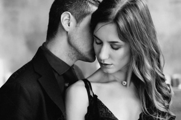 Девушка и парень