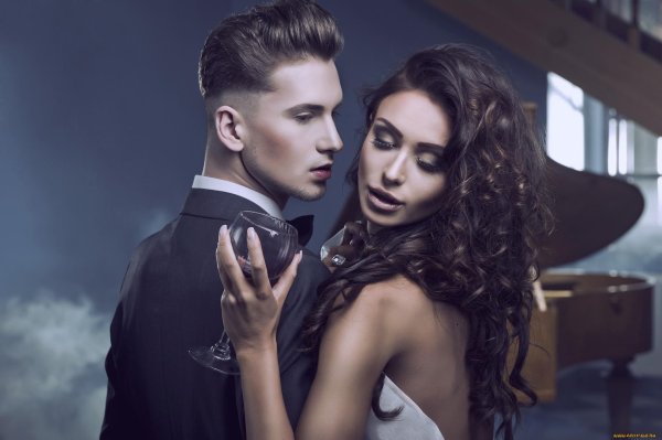 Девушка и парень