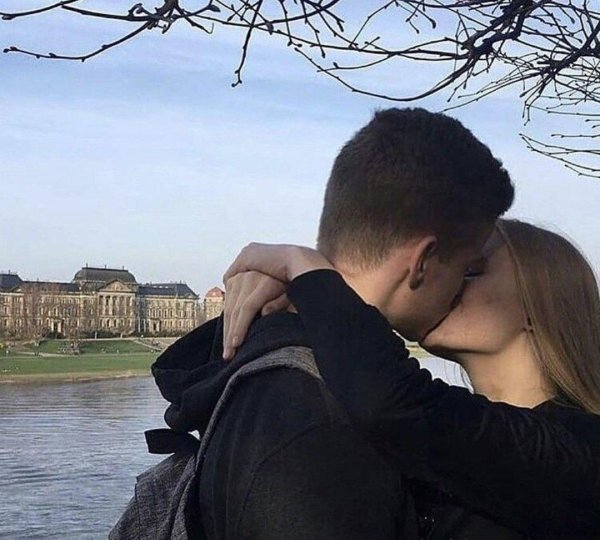 Девушка и парень