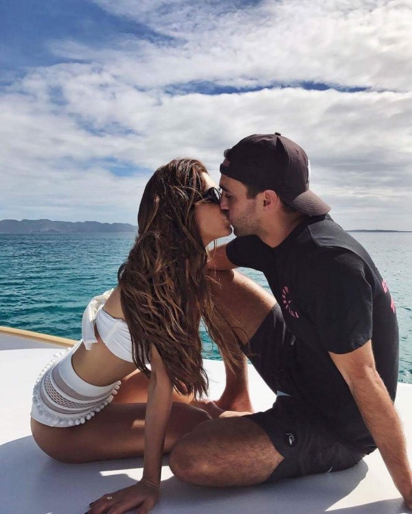 Девушка и парень