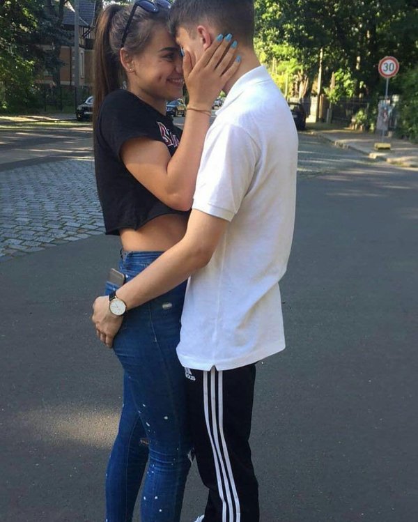 Девушка и парень