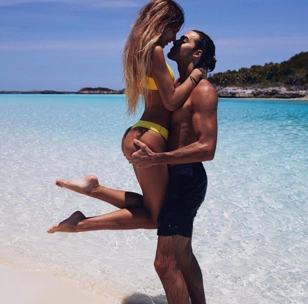 Девушка и парень