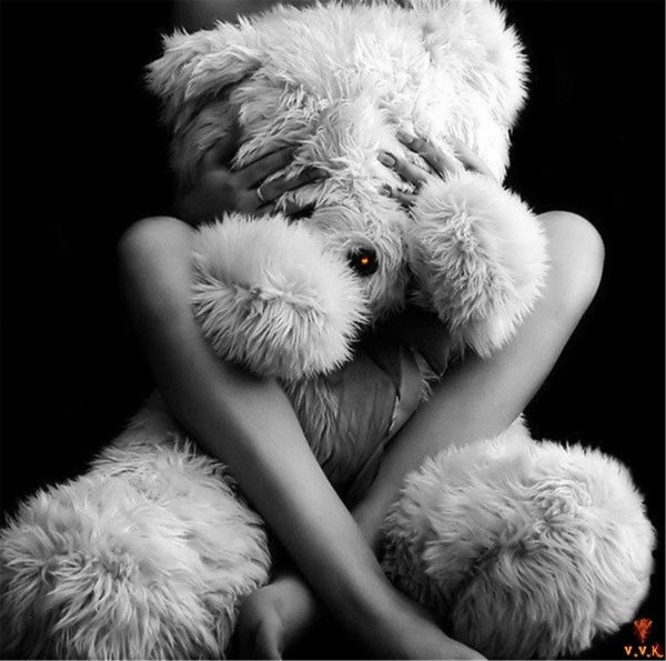 Девушка и медведь