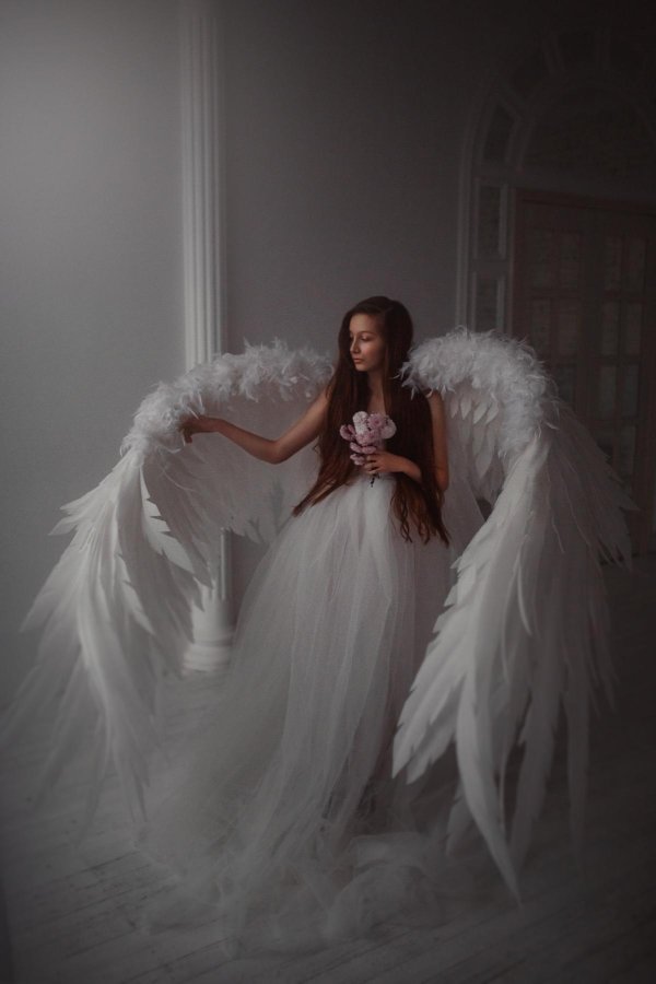 Ангел девушка