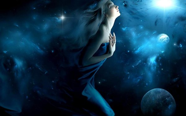 Девушка и космос