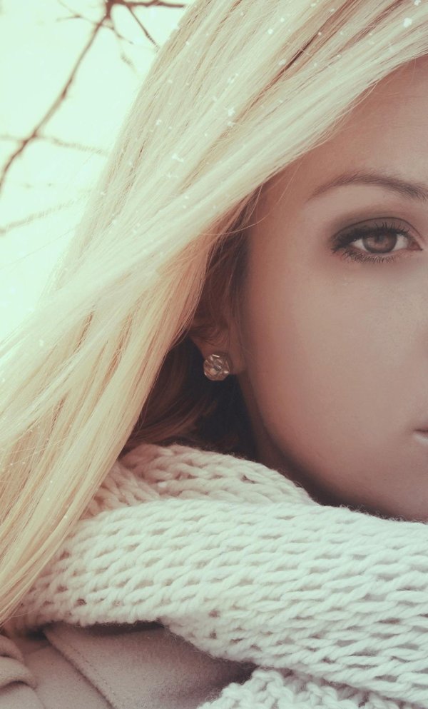 Девушка блондинка