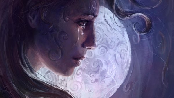 Девушка плачет