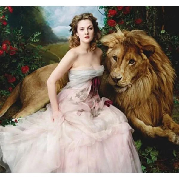 Девушка и лев