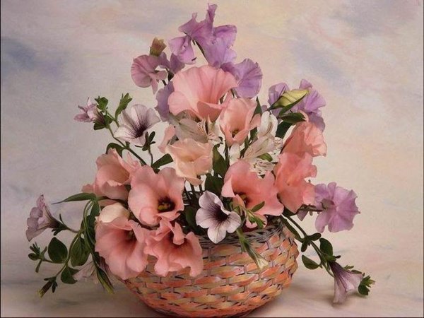 Веселые с цветами