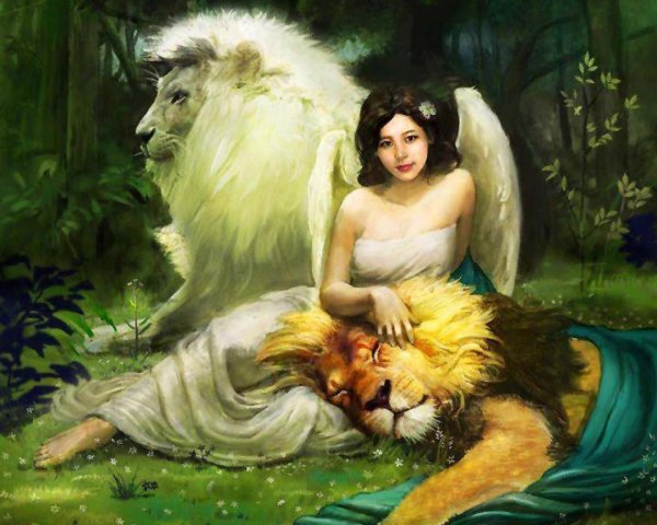 Девушка со львом