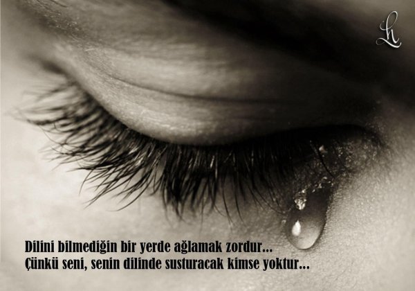 Плачущая девушка