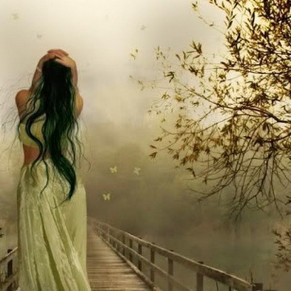 Девушка одинокая