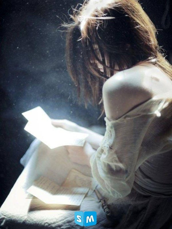 Девушка одинокая