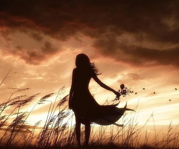 Девушка одинокая