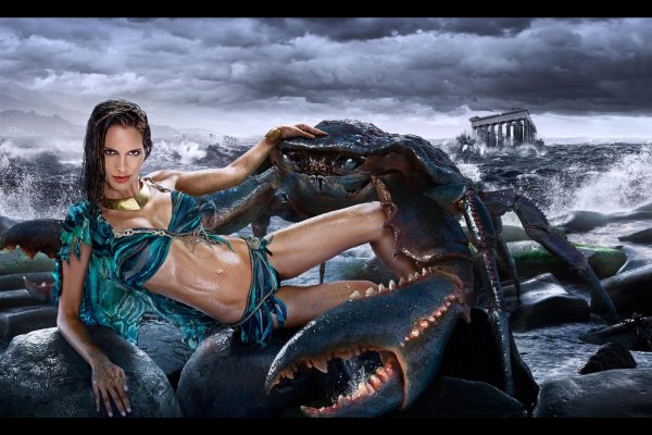 Девушка скорпион