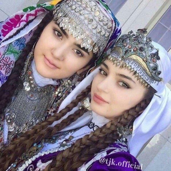 Девушка таджикская