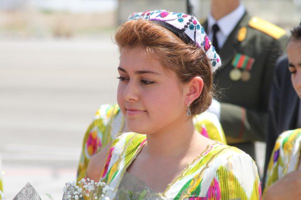 Девушка таджикская