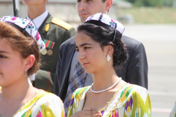 Девушка таджикская