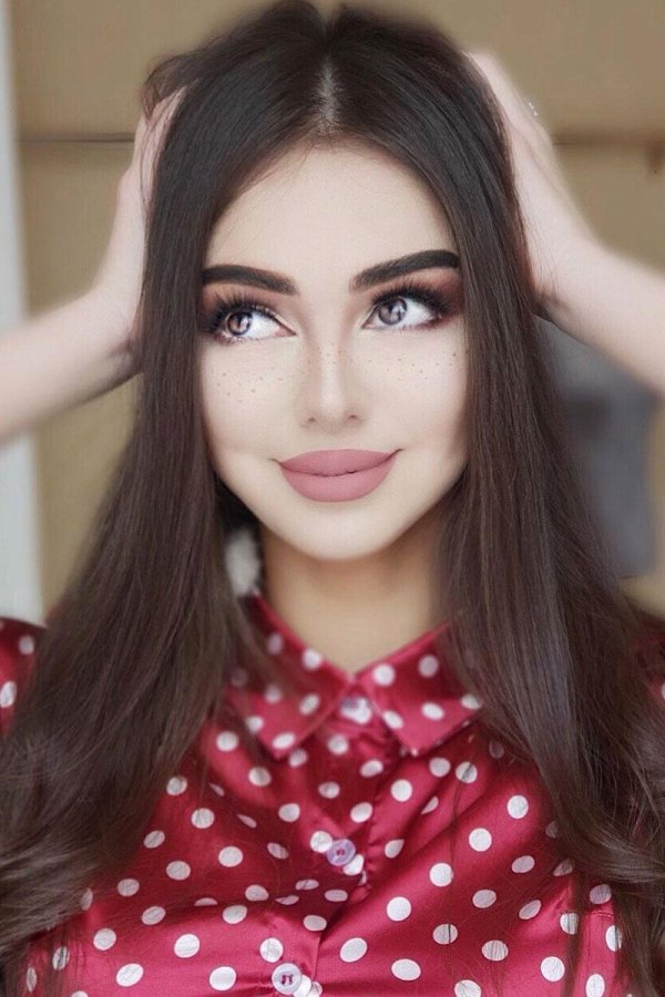 Девушка таджикская