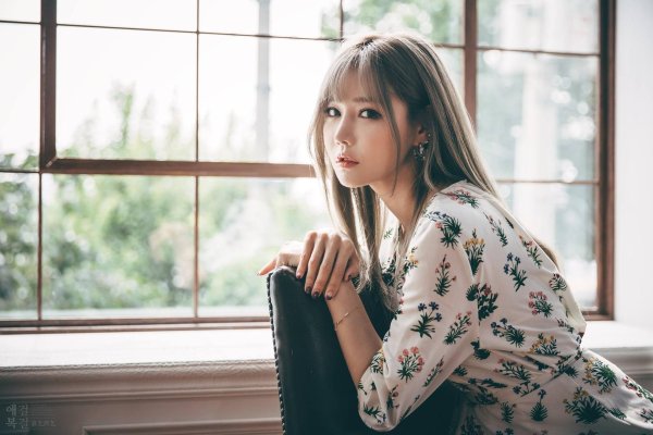 Девушка кореянка