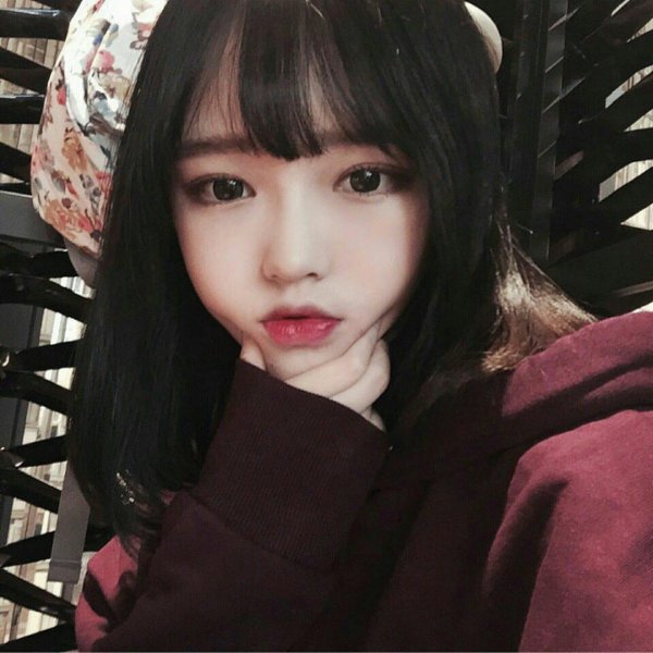 Девушка кореянка