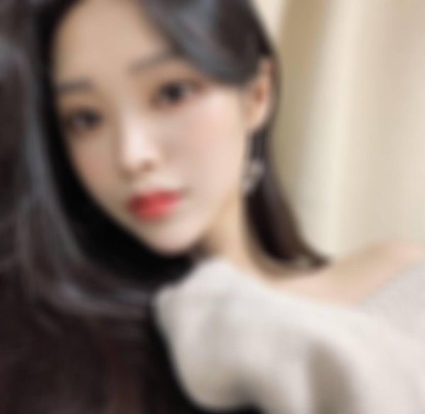 Девушка кореянка