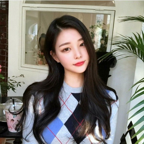 Девушка кореянка