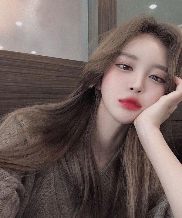 Девушка кореянка