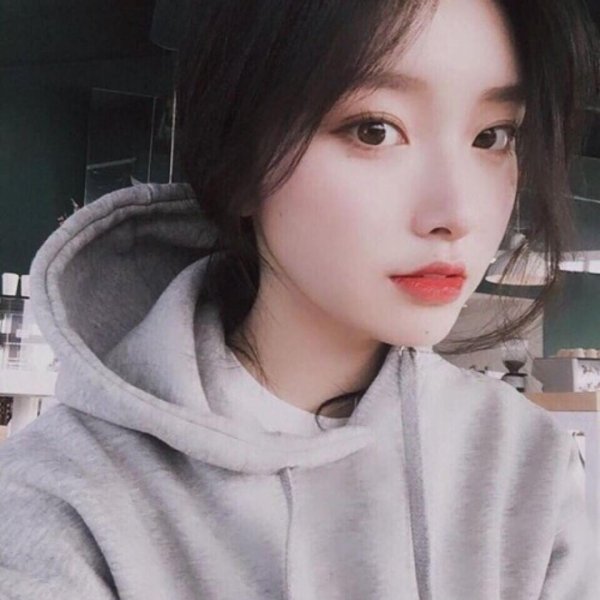 Девушка кореянка