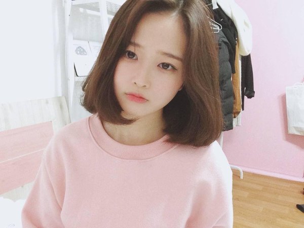 Девушка кореянка