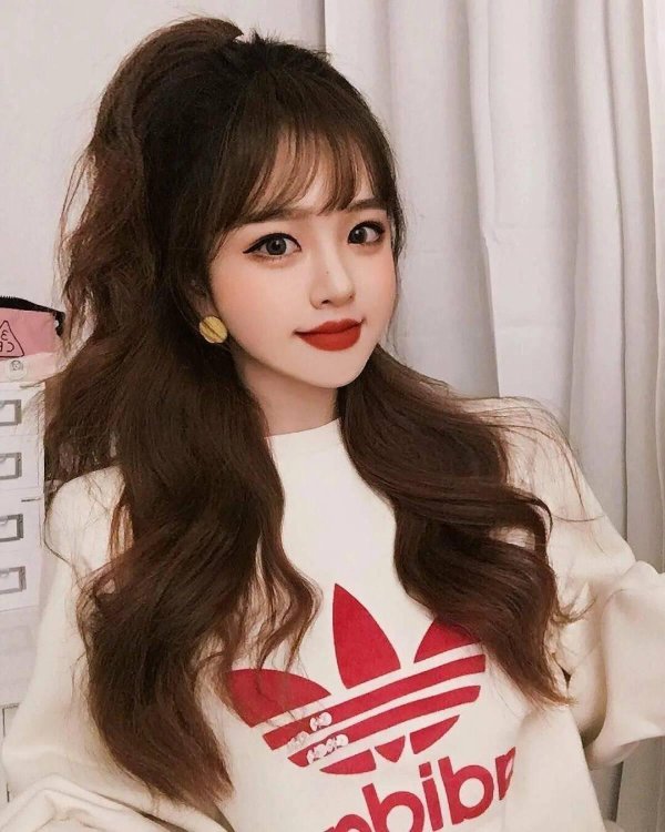 Девушка кореянка