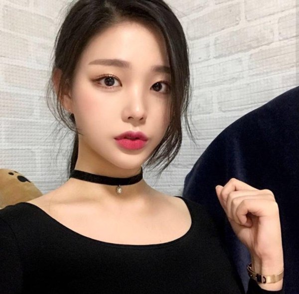 Девушка кореянка