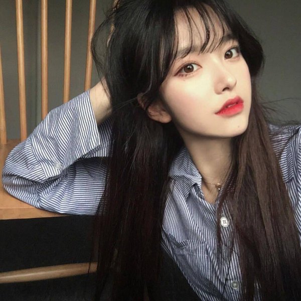 Девушка кореянка