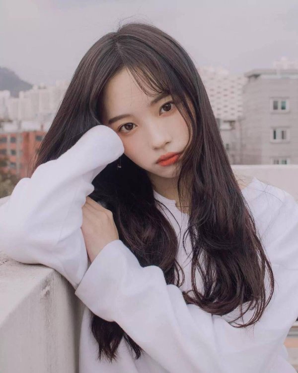 Девушка кореянка