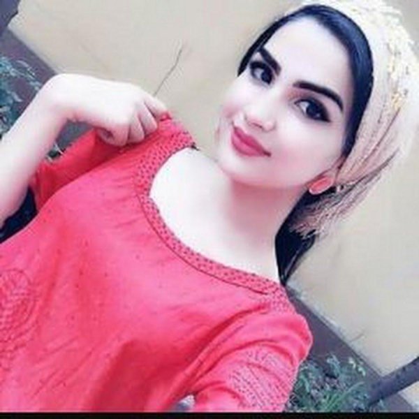 Девушка точик