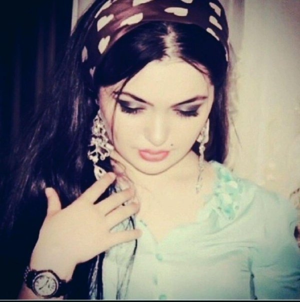 Девушка точик