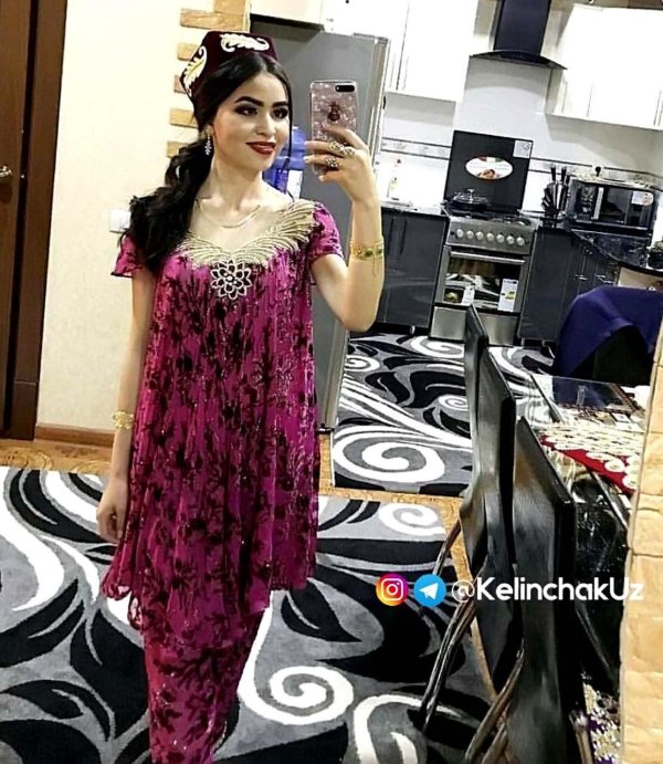 Девушка точик