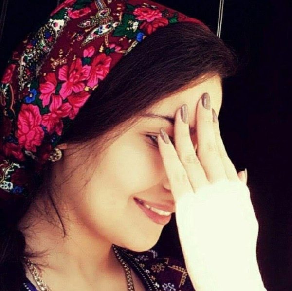 Девушка точик