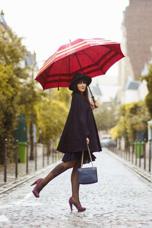 Девушка с зонтом