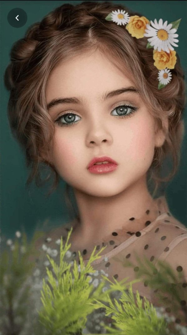 Девушка для детей